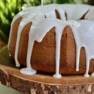 Lemon-Frosting-Drizzle-Bundt-320x321.jpg